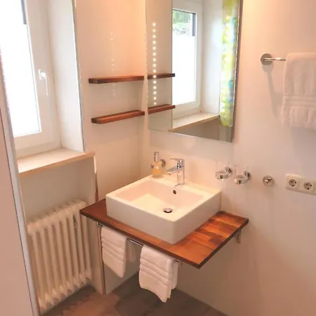 Weiß, Sandra Weiß * Füssen