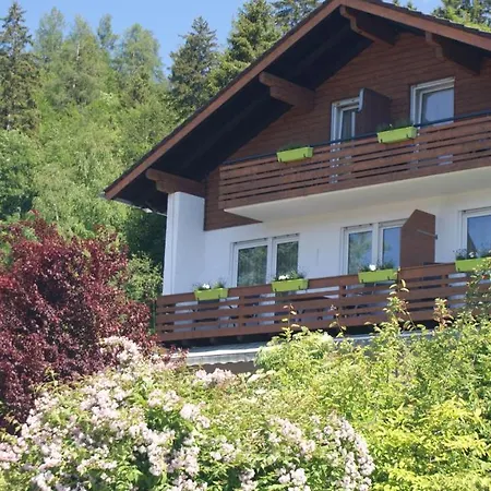 Weiss, Sandra Weiss Appartamento
